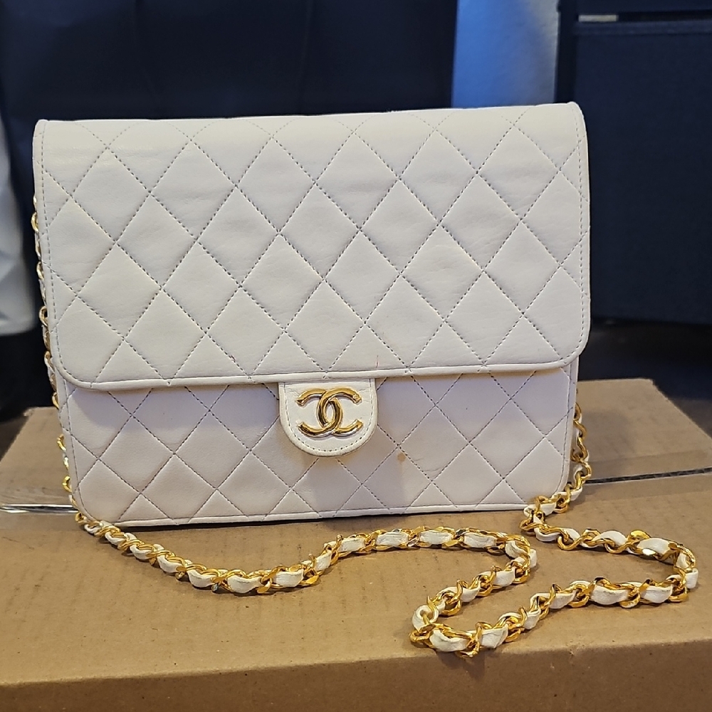 Chanel Flap (project, peeling)